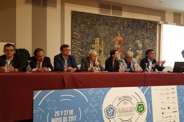 El Dr. Pérez de Ayala asiste al XXI Congreso de AEMEF